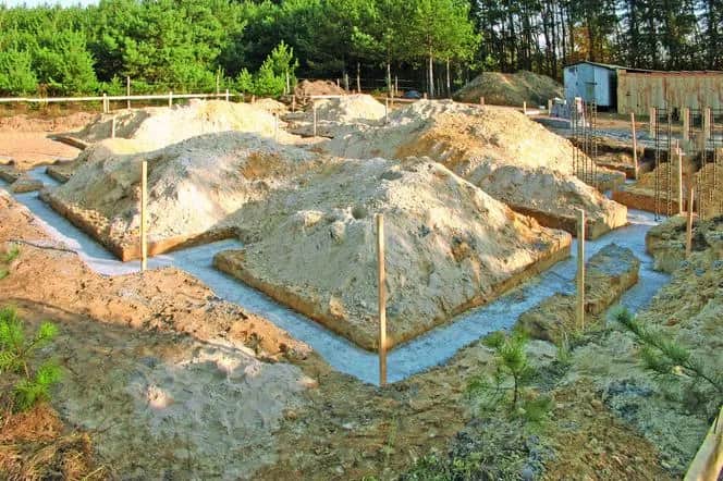 Geodeta wytyczenie budynku: kluczowe etapy i porady dla inwestora