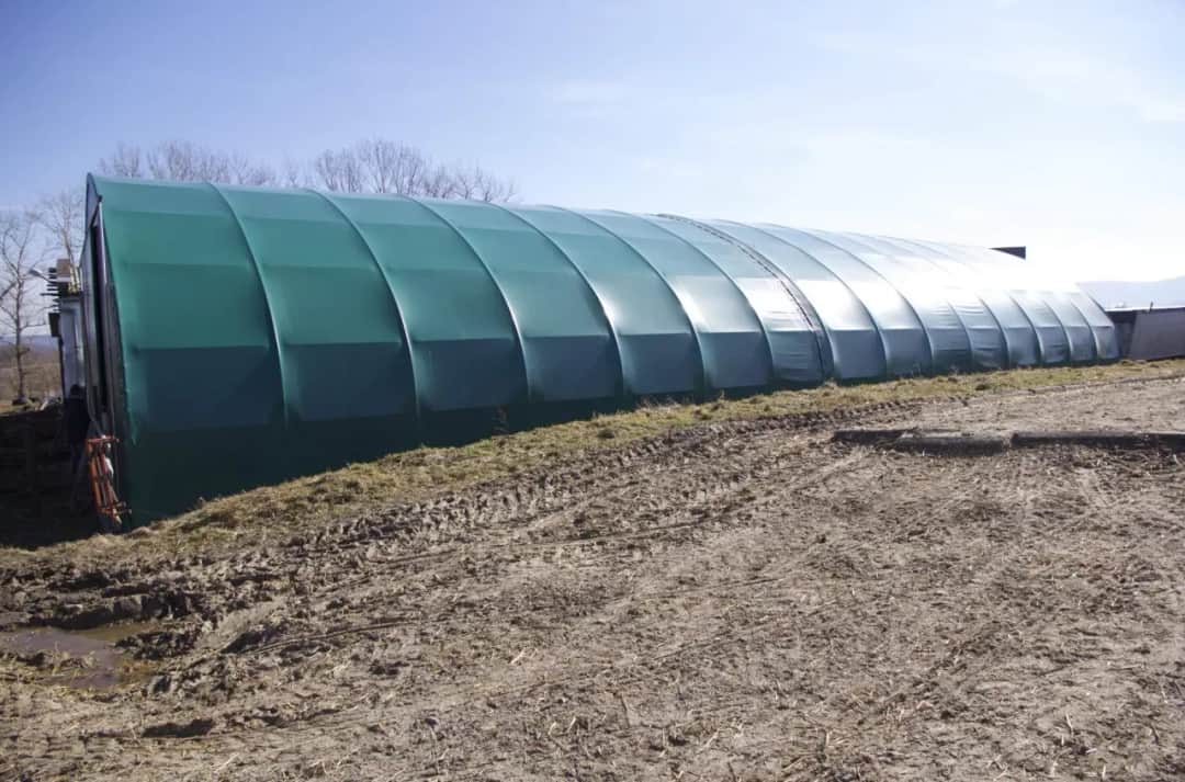 Czy namiot jest obiektem budowlanym? Kluczowe informacje prawne na ten temat