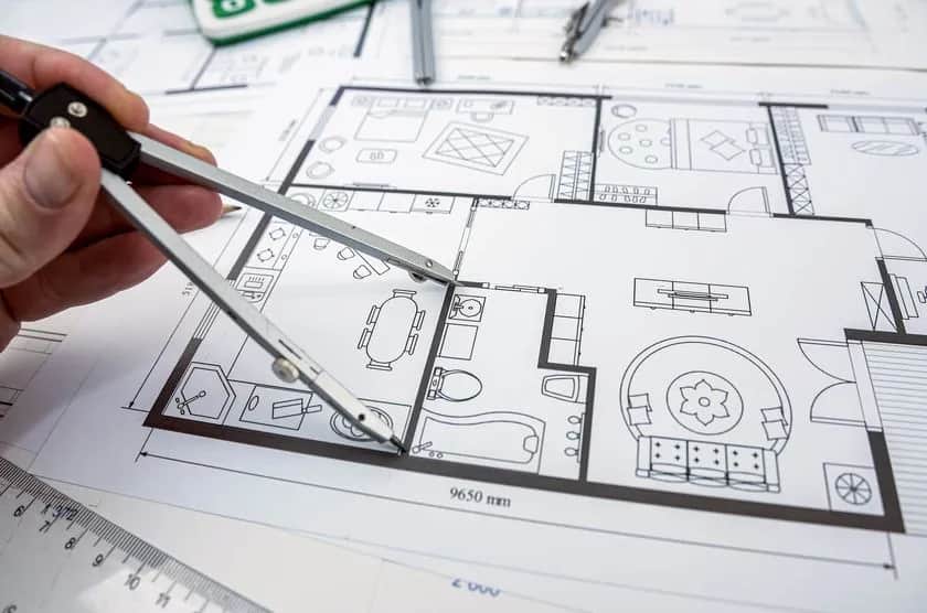 Kto kwalifikuje zmiany w projekcie budowlanym i jakie mają konsekwencje