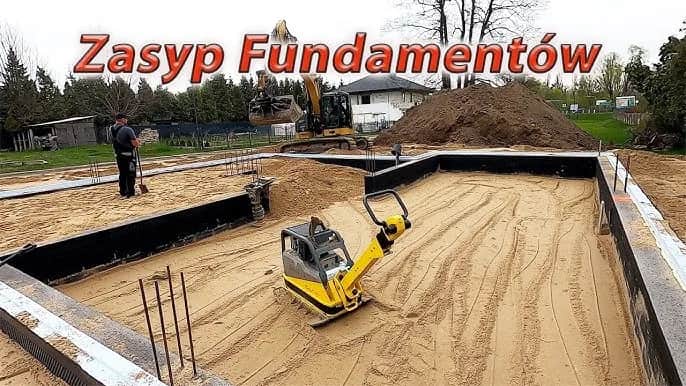 Piasek zasypowy do fundamentów: Jak prawidłowo zabezpieczyć budynek