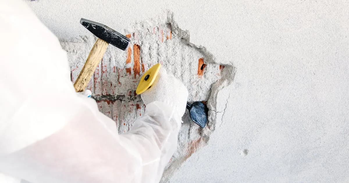 Jak usunąć tynk dekoracyjny? Skuteczne metody i praktyczne porady Jak usunąć tynk dekoracyjny? Skuteczne metody i praktyczne porady